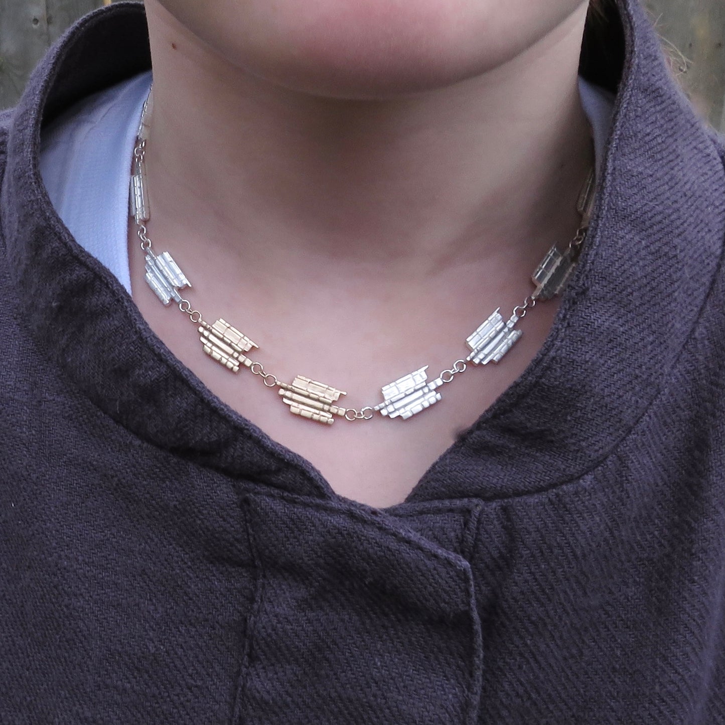 Giants column necklace