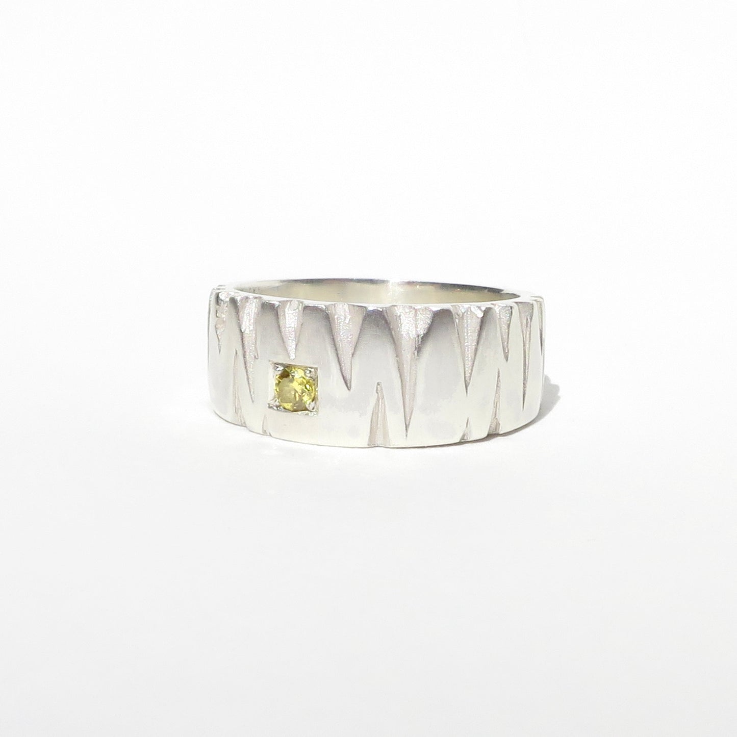 Silver Benbulben ring with yellow diamond