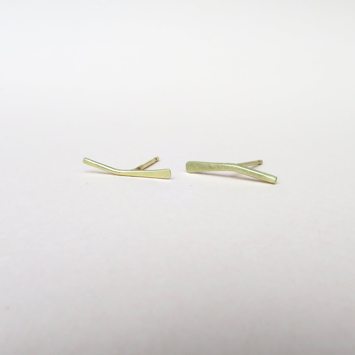 Stamen earrings gold