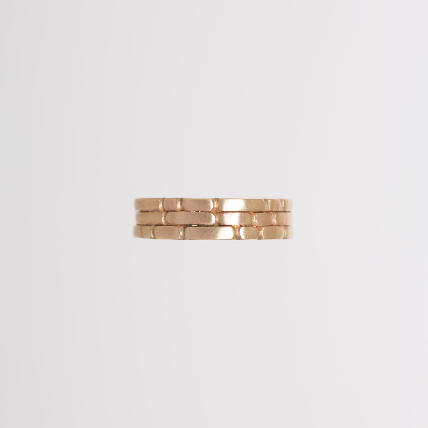 Sculpt triple ring