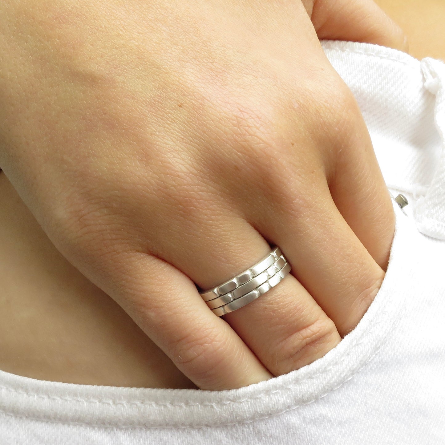 Sculpt triple ring