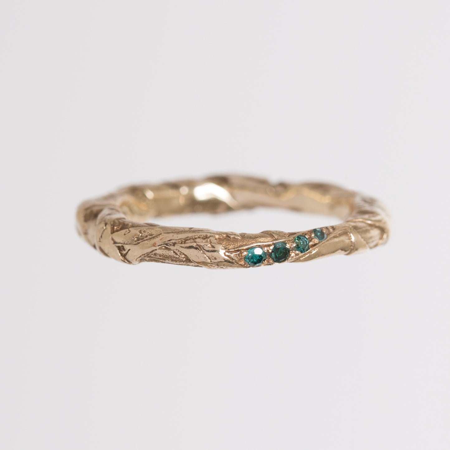 Woven ring with pave diamonds