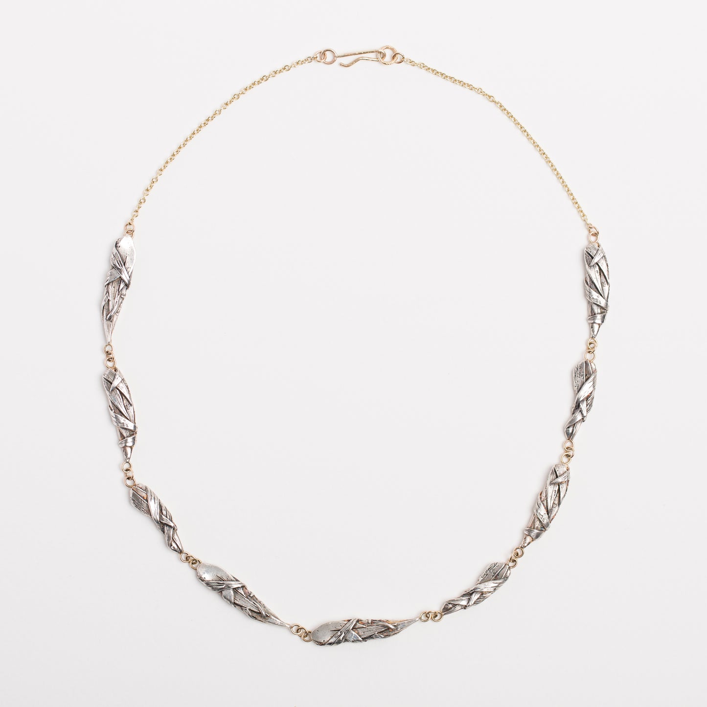 Woven necklace